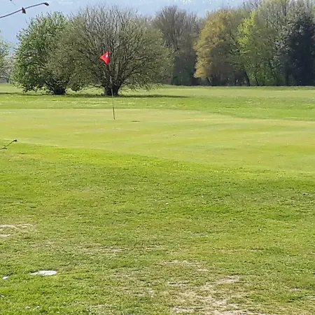 De La Balle De Golf * Jumieges